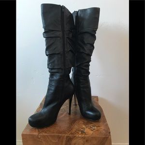 Charles David “Valentine”.